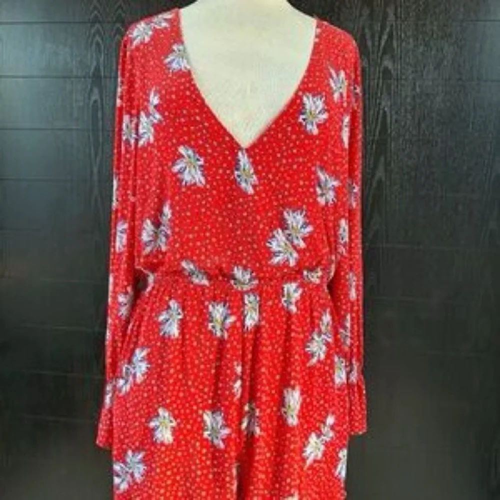 Willow & Clay Red Floral V Neck Boho Chic Long Sleeve Romper Jumpsuit XS - Picture 4 of 5